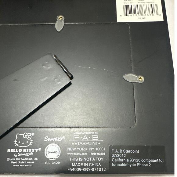 Hello Kitty Loot #2-bag, word find, frame, 2pictures, light wall cover,pez & key - Picture 9 of 12